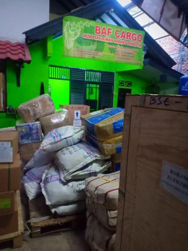 jasa pengiriman barang domestik 1